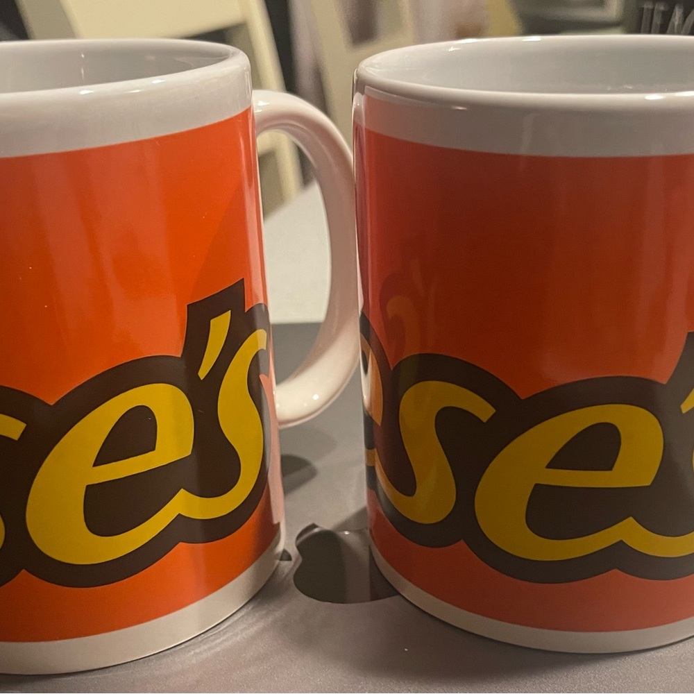 2 Reese’s Coffee Mugs - Picture 2 of 4